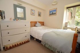 2 Bedroom Flat