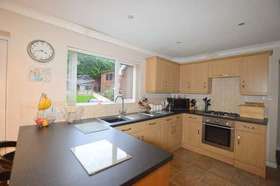 4&nbsp;Bedroom&nbsp;Semi-Detac...