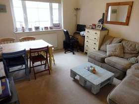 1 Bedroom Flat