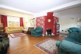 5&nbsp;Bedroom&nbsp;Detached