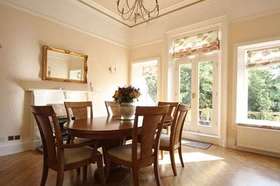 5 Bedroom Semi-Detac...