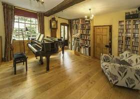 5 Bedroom Detached