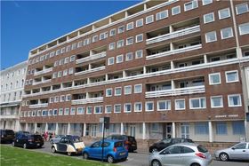2 Bedroom Flat