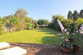 4 Bedroom Property