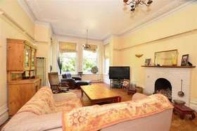 6 Bedroom Semi-Detac...