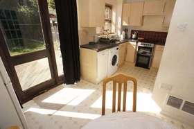 3 Bedroom Semi-Detac...