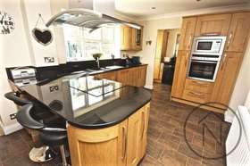 4 bedroom Detached for sale