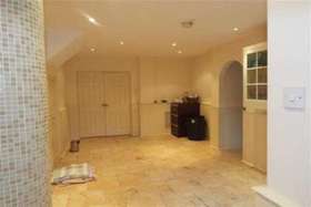6 Bedroom Detached