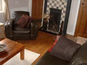 2&nbsp;Bedroom&nbsp;Detached