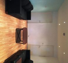 6 Bedroom House Shar...