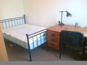 5 Bedroom House Shar...