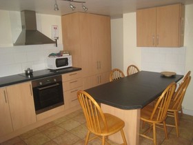 6 Bedroom Terraced