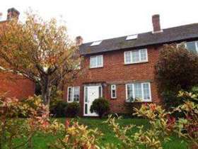 5 Bedroom Semi-Detac...