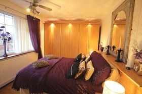 3 Bedroom Semi-Detac...