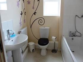 2 Bedroom Flat