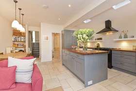 5 Bedroom Detached