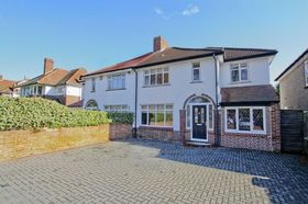 4&nbsp;Bedroom&nbsp;Semi-Detac...