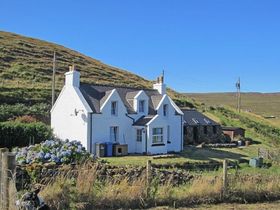 2 Bedroom Cottage