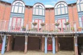 3 Bedroom Town House