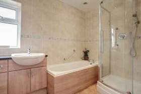 5 Bedroom Detached