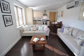 2 Bedroom Flat