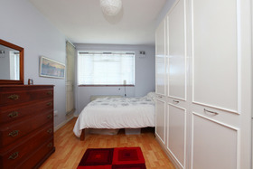 1 Bedroom Apartment