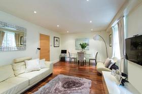 2 Bedroom Flat