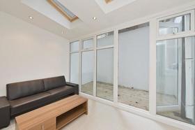 2 Bedroom Flat