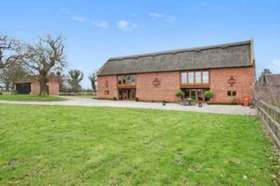 5 Bedroom Property