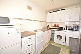 1 Bedroom Flat