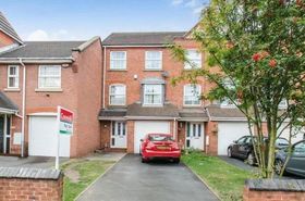 4&nbsp;Bedroom&nbsp;Terraced
