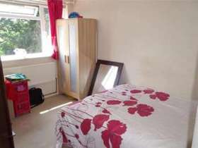 2 Bedroom Maisonette