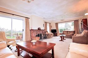 6 Bedroom Property