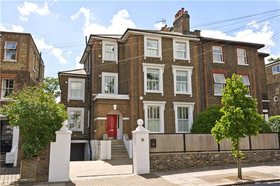 9 Bedroom Semi-Detac...