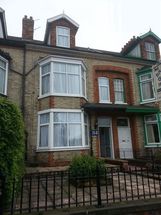8 Bedroom Terraced