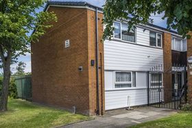 2 Bedroom Flat