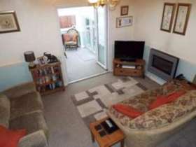1 Bedroom End of Ter...