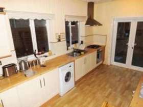 3&nbsp;Bedroom&nbsp;Terraced