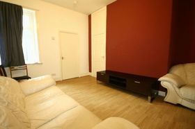 2 Bedroom Flat