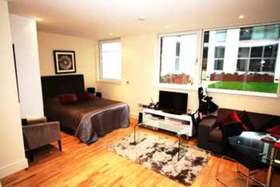 Lanterns Court  Canary Wharf,...