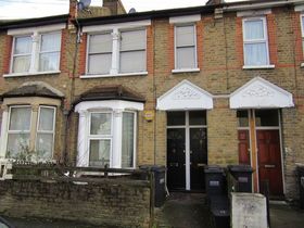 2 bedroom Terraced to rent