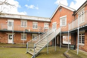 1 Bedroom Flat