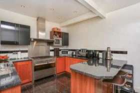 4&nbsp;Bedroom&nbsp;Semi-Detac...