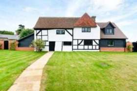 6 bedroom Detached for sale