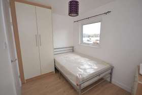 1 Bedroom House Shar...