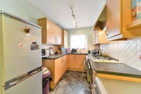 2 Bedroom Ground Fla...