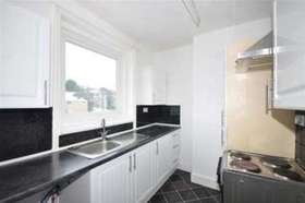 2 Bedroom Maisonette