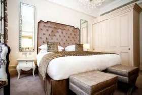 1 Bedroom Apartment