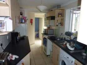 5 bedroom Terraced to rent