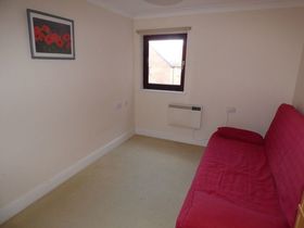 2 Bedroom Flat